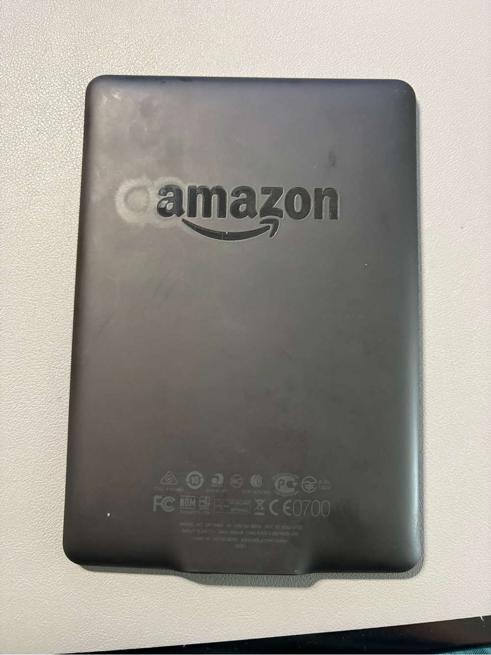 Amazon Kindle eBook Reader - Black - Picture 2 of 4